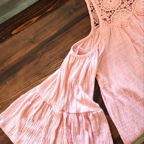 Open shoulder blouse - Picture 2 of 3